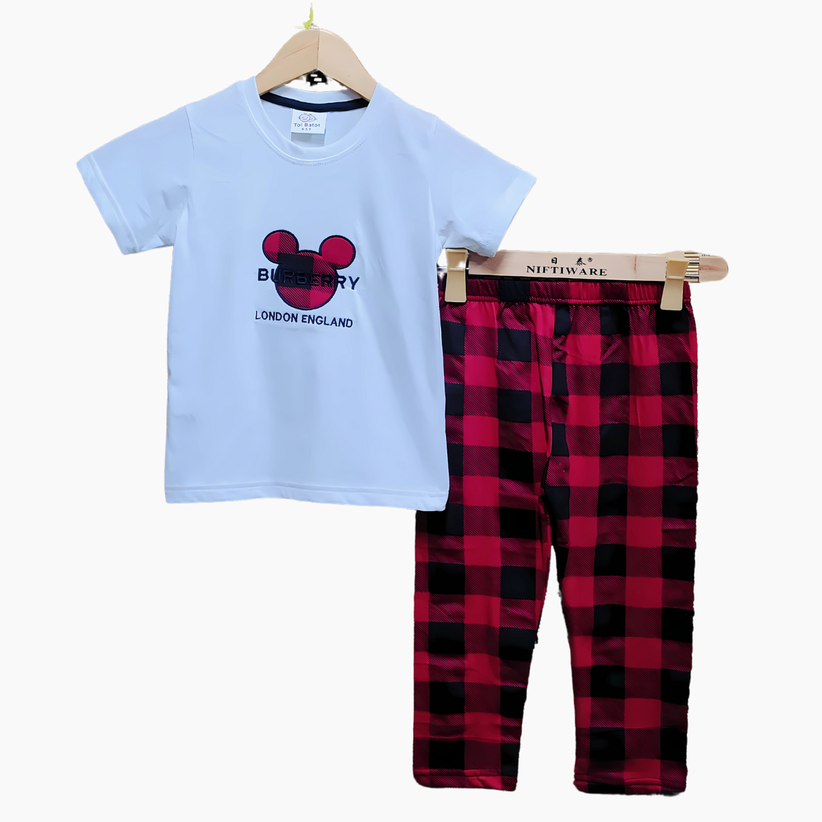 Burberry tshirt pajama set for Girls