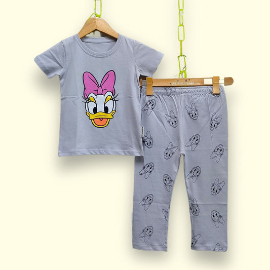 Minnie-tshirt-pajama-set-for-girls